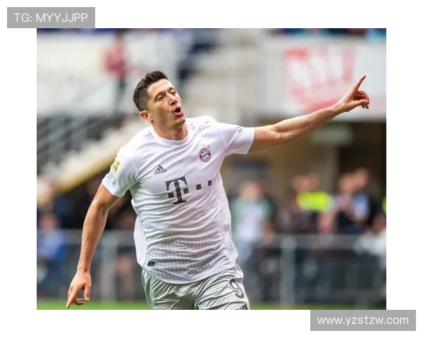 打入全场唯一进球，莱万社媒：七战七胜🤜🏻🤛🏻